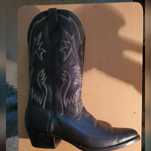 Oak Tree Farms black leather cowboy boots 10D main image 12